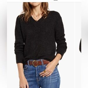 Treasure & Bond Womens Cozy V-Neck Sweater Size XXS (runs large) Charcoal Gray